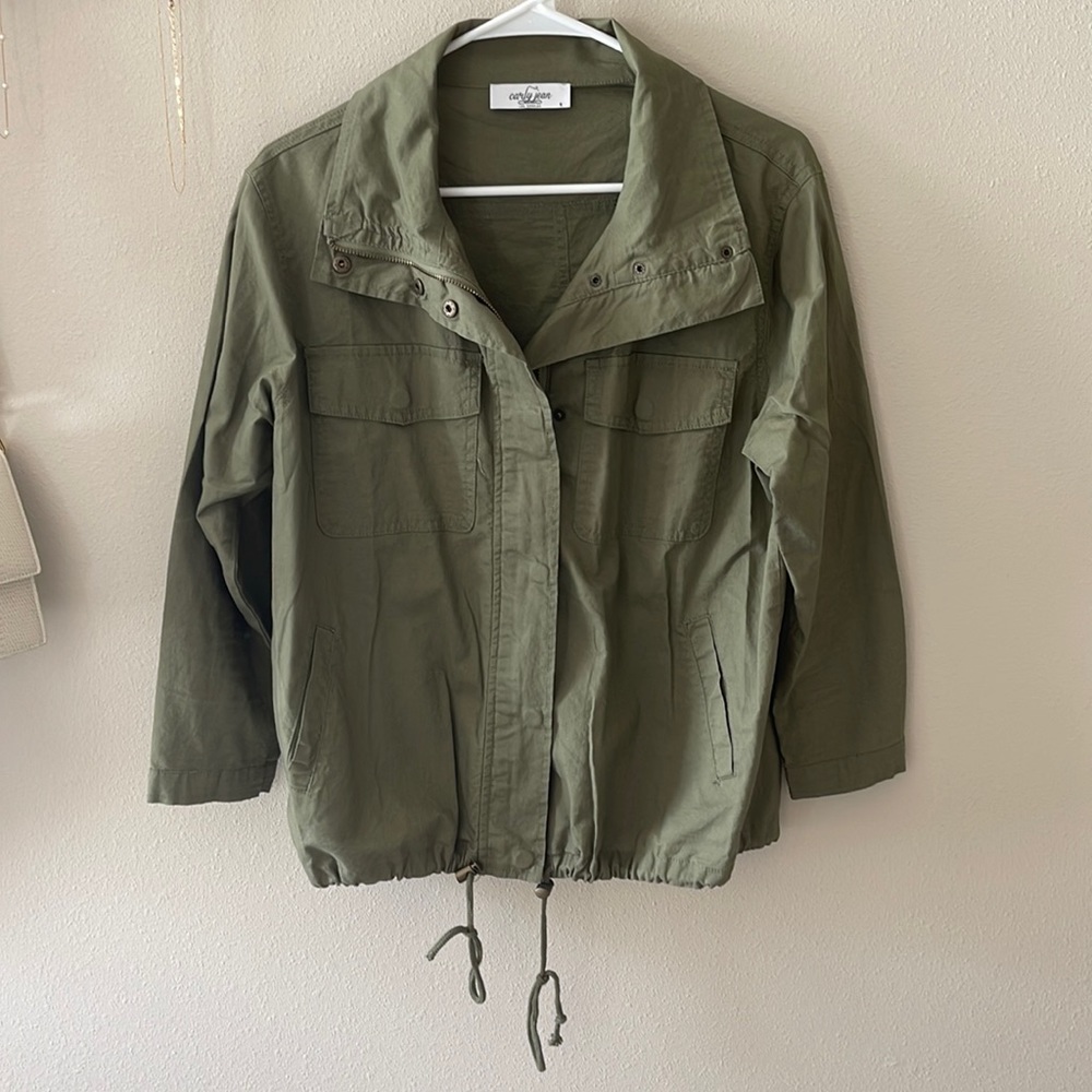 Carly Jean Los Angeles S Light utility jacket